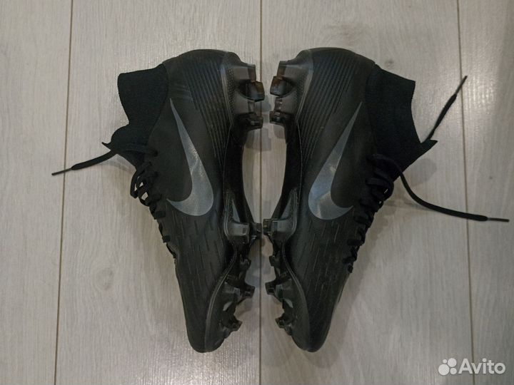 Футзалки nike