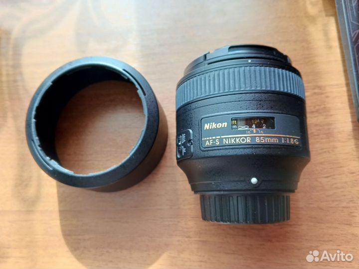 Nikon 85mm f/1.8G AF-S