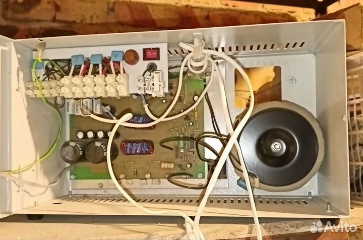 Источник бесперебойного питания скат-1200У2