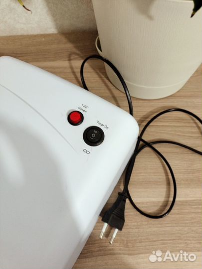 Лампа для маникюра