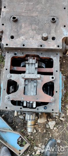 Задний мост с кпп мтз 80