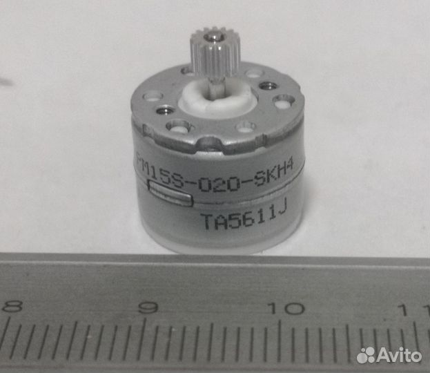 Шаговый мотор NMB