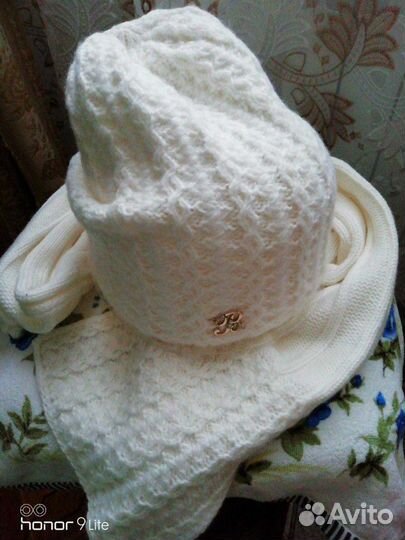 Комплект шапка и шарф