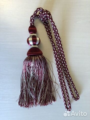 Кисть для штор (подвес для штор)