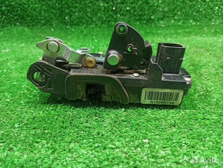 Замок двери Cadillac SRX (03-09) пер R Б\У