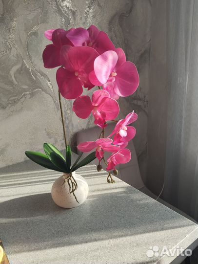 Искусственные цветы для декора в горшках