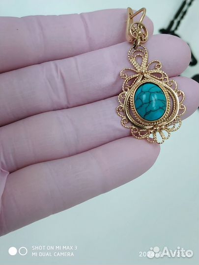 Золотые серьги