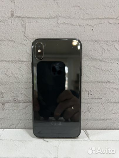 iPhone X, 64 ГБ