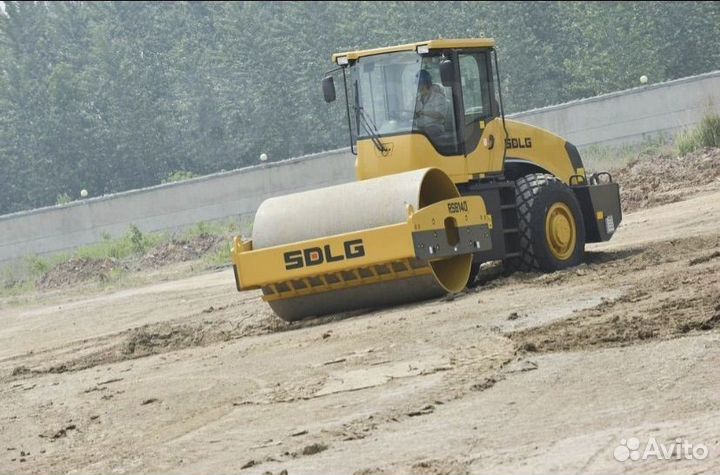 Услуги / Аренда грунтового катка