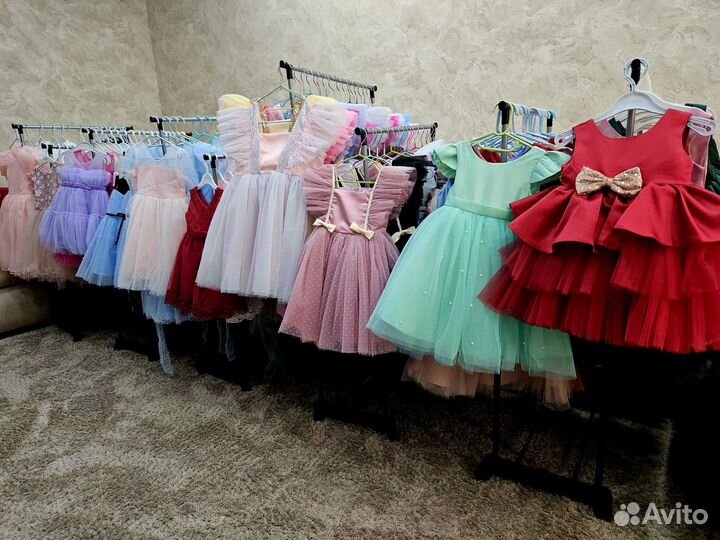 Платье нарядное для девочки