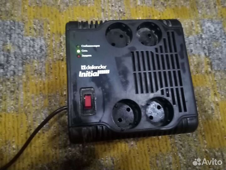 Стабилизатор напряжения