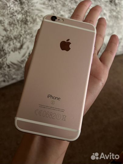 Телефон iPhone 6s 16гб
