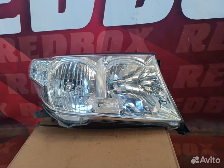 Фара передняя правая Land Cruiser 200 07-12