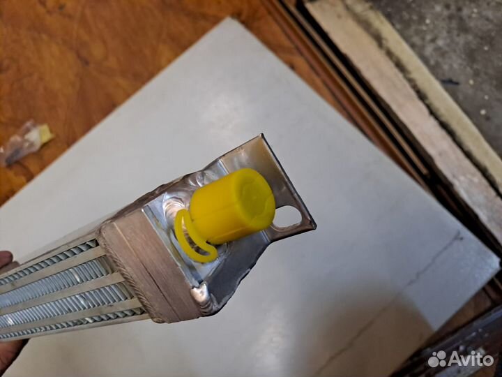 Радиатор ESR3204 land rover