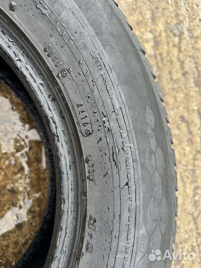 Dunlop Grandtrek PT3 215/70 R16