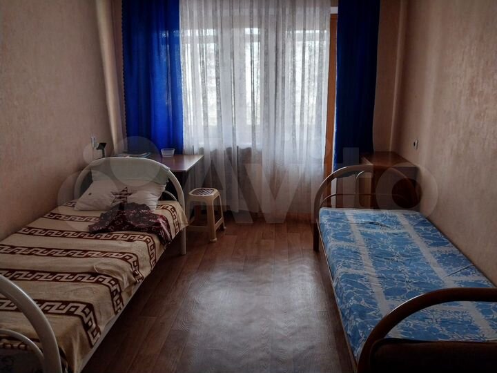 Комната 43 м² в 2-к., 2/5 эт.