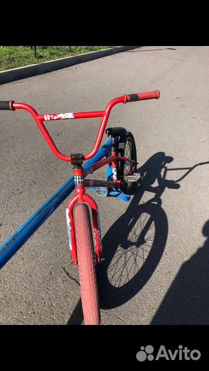 Трюковой велосипед bmx