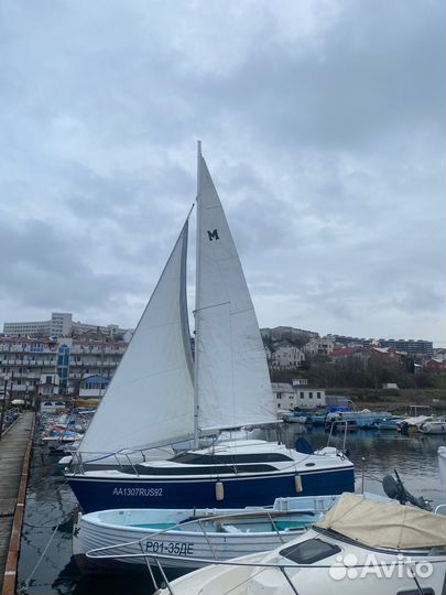 Яхта MacGregor 26M