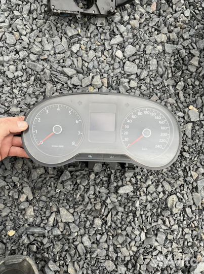 Щиток приборов volkswagen polo автомат