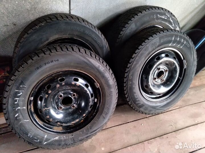 Viatti Brina Nordico V-522 185/70 R14