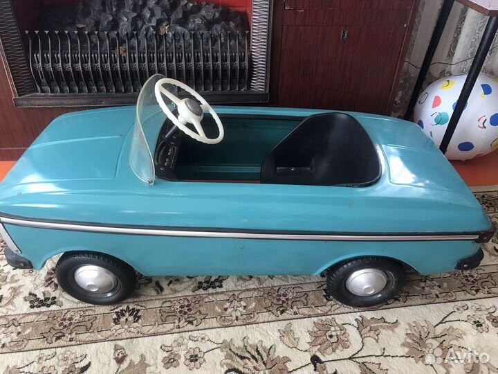 Машина педальная Москвич СССР