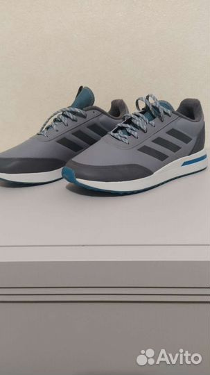 Кроссовки adidas