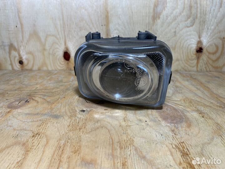 Противотуманная фара subaru