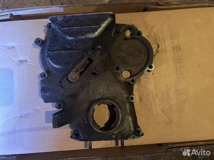 Передняя крышка двигателя змз 405,406