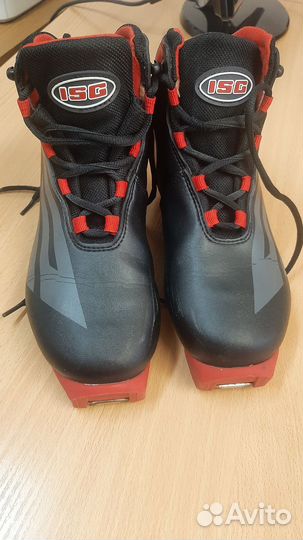 Лыжные ботинки, размер 36