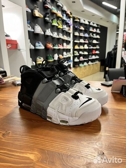 Nike Uptempo Tri Color