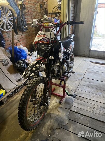 Regulmoto Seven Medalist 140