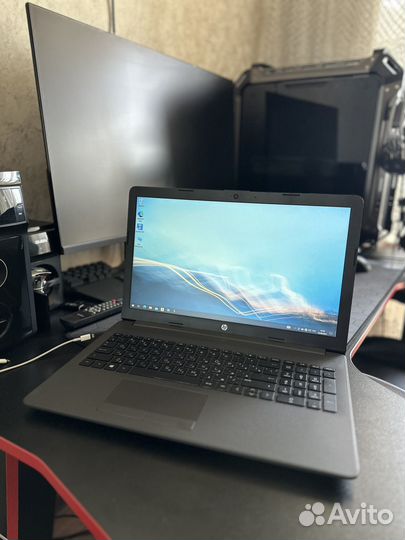 Ноутбук HP 255G7