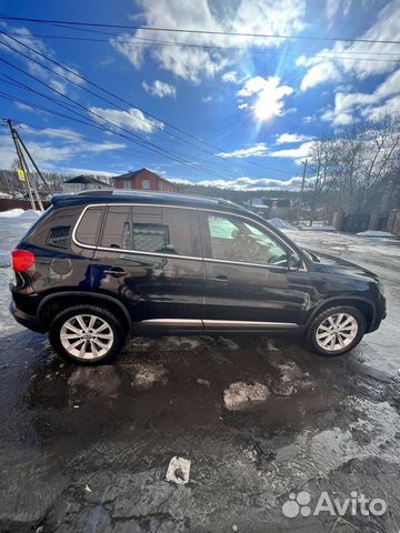 Volkswagen Tiguan 2.0 AT, 2012, 130 000 км