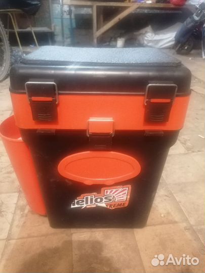 Зимний рыболовный ящик