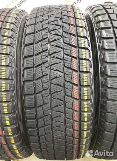 Bridgestone Blizzak DM-V1 225/65 R17