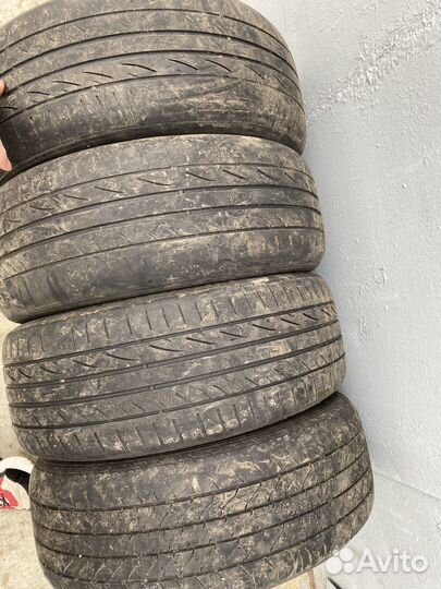 Hankook DL02 215/55 R17