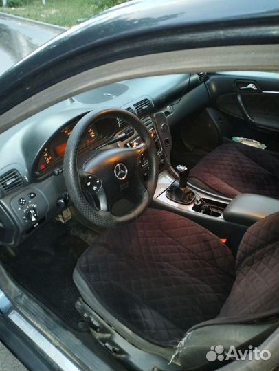 Mercedes-Benz C-класс 2.0 МТ, 2002, 362 637 км