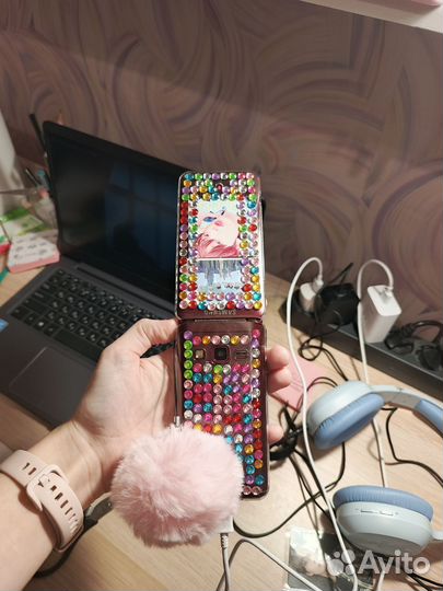 Samsung Galaxy Folder2, 2/16 ГБ