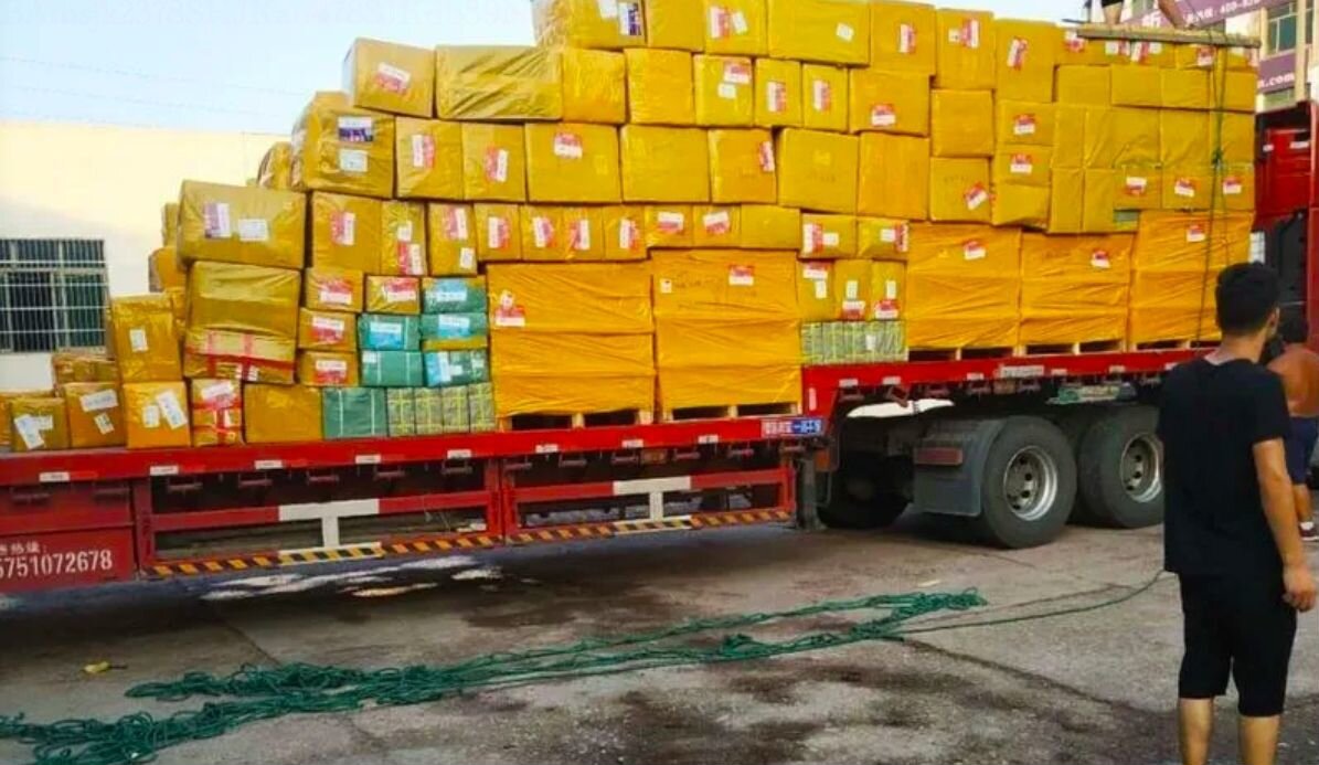 Груз из китая. Автодоставка китай. Автомобильные перевозки из китая. Автоперевозки китай. Поставки из китая.