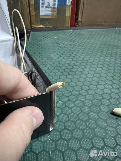 Микрофон оголовье телесного цвета