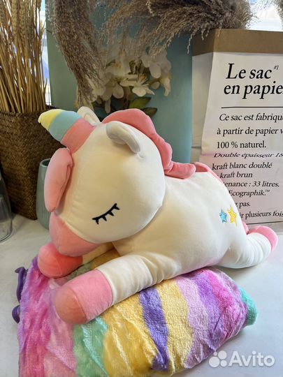 Мягкая игрушка единорог с пледом в комплекте