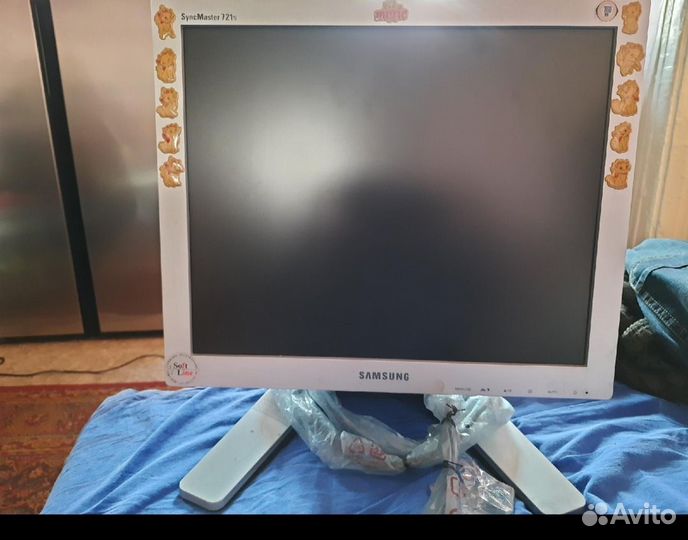 Монитор samsung