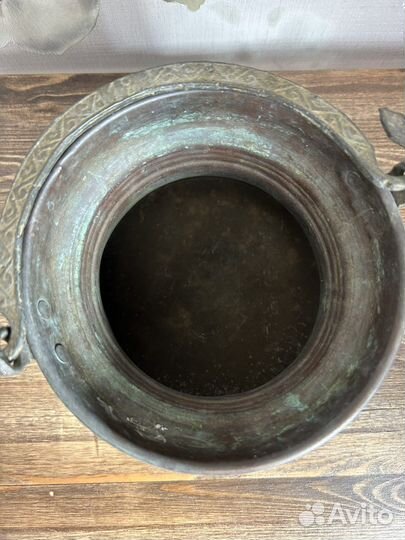 Ведро медное, кашпо, горшок