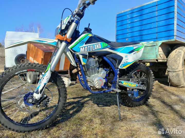 Мотоцикл motoland x3 lux 250