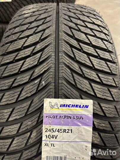 Michelin Pilot Alpin 5 SUV 245/45 R21 104V