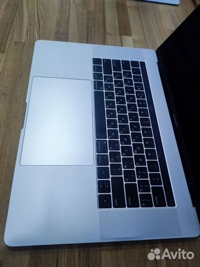Apple MacBook Pro 15 2018 i7, 512гб