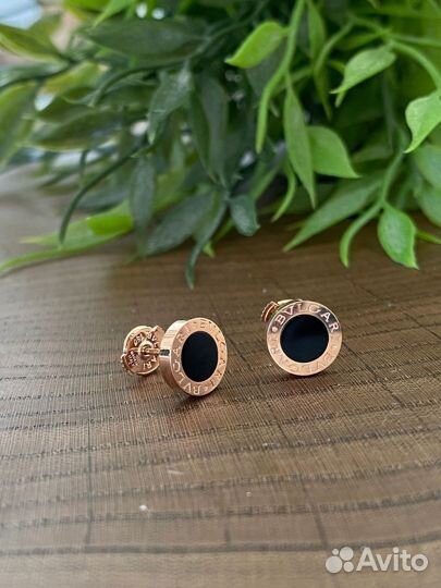 Золотые серьги bvlgari