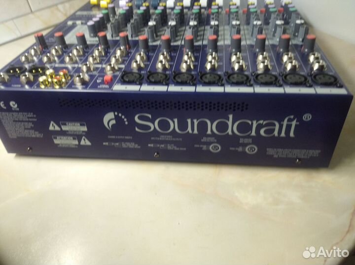 Микшер Soundcraft EFX 8 новый с обработкой