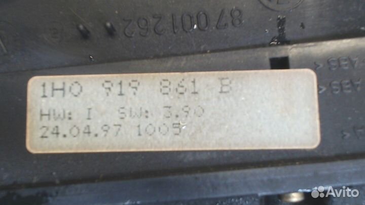 Щиток приборов Volkswagen Golf 3, 1997