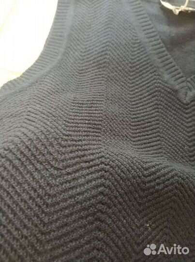 Новый синий жилет для мальчика в школу, 134 р